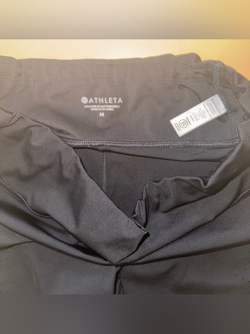 Athleta Velocity Womens Medium Black Laser Cut Running Leggings Pocket Tight - Picture 2 of 5